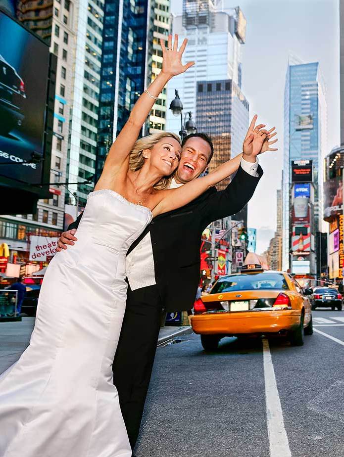 NYC wedding photographer documenting weddings on the streets of Manhattan